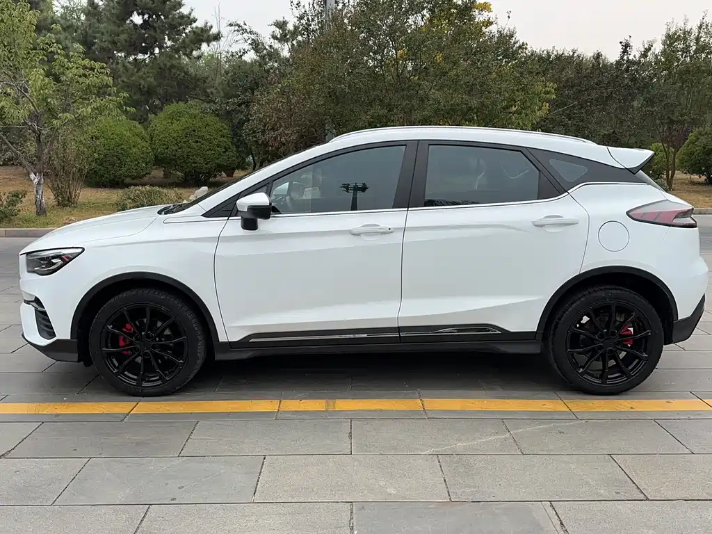 Geely Emgrand S — миниатюра 7