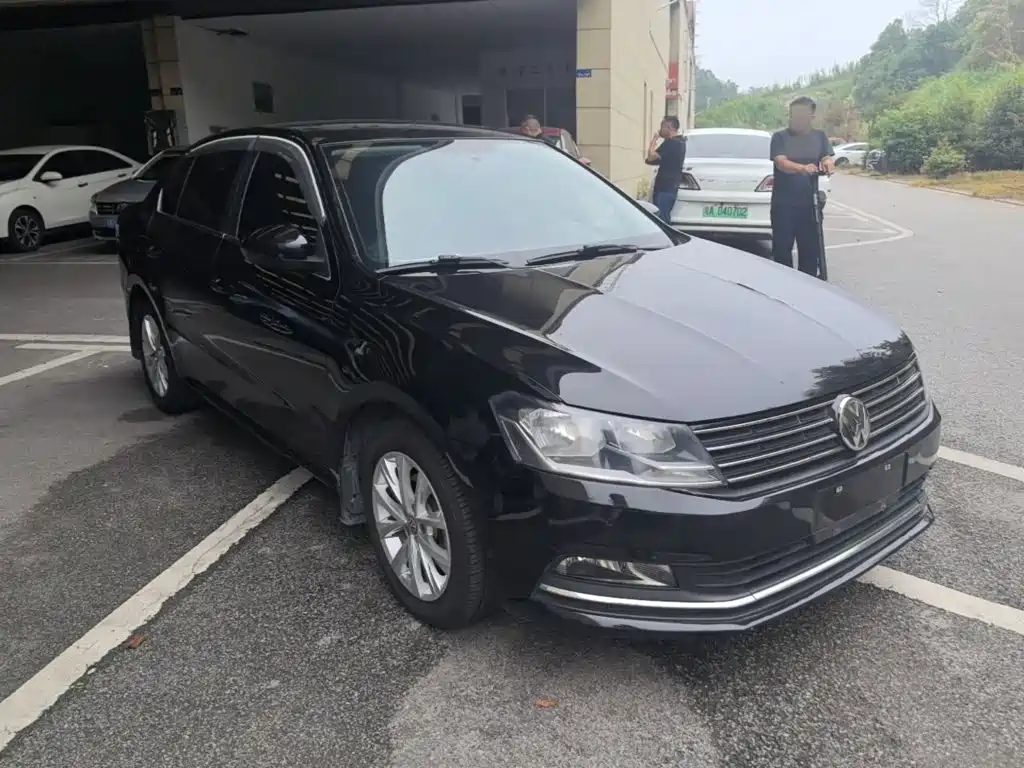 Volkswagen Lavida — миниатюра 4