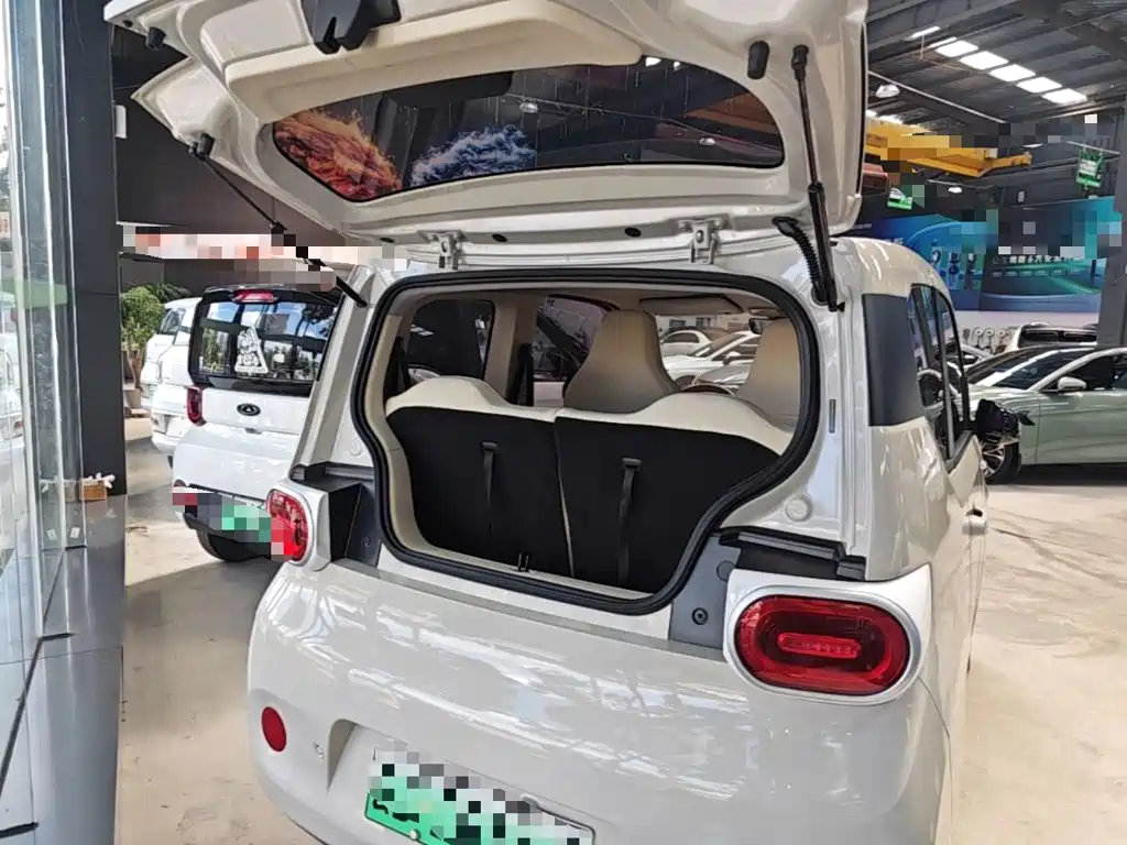 Wuling MINIEV — миниатюра 19