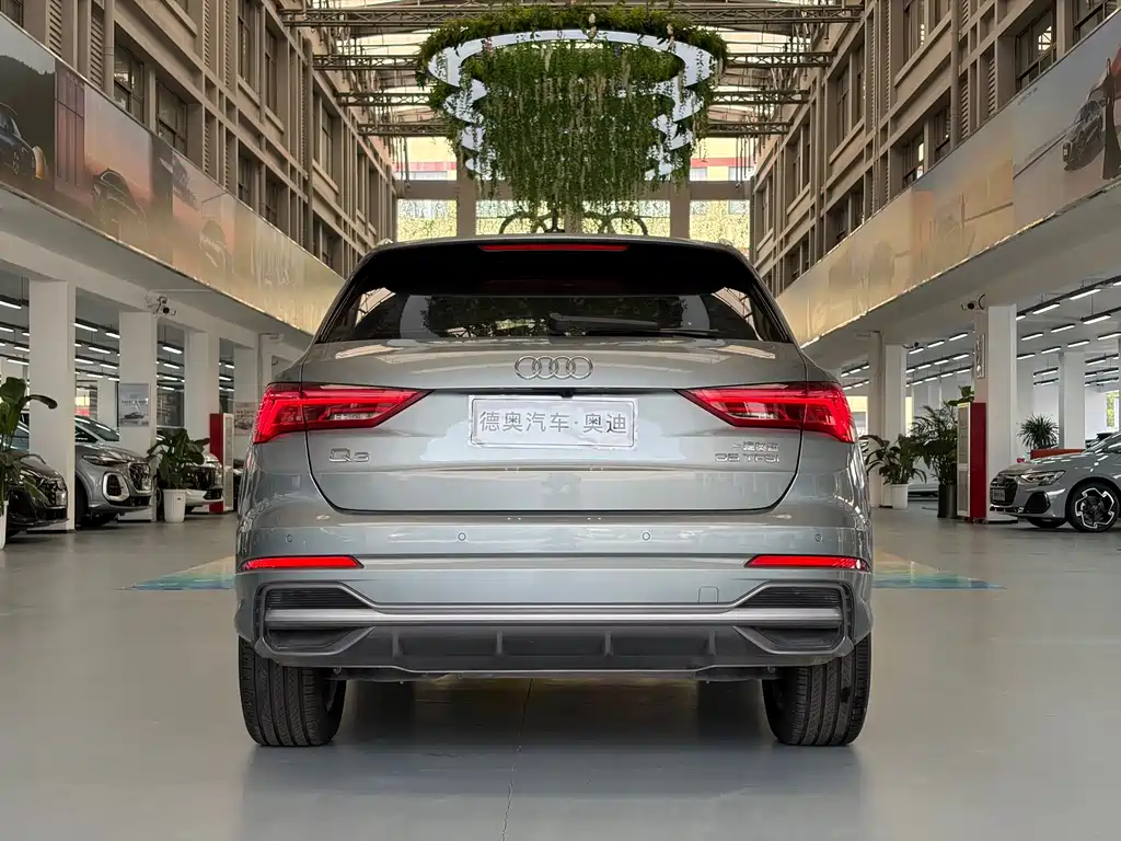 Audi Q3 — миниатюра 5