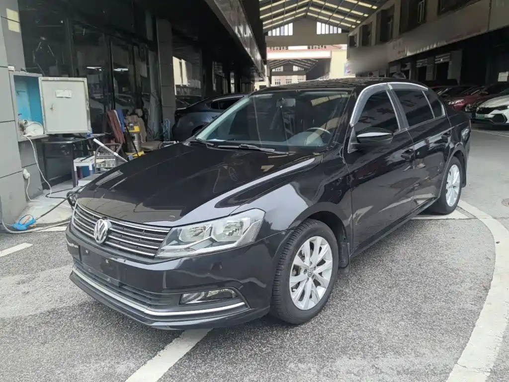 Volkswagen Lavida — миниатюра 2