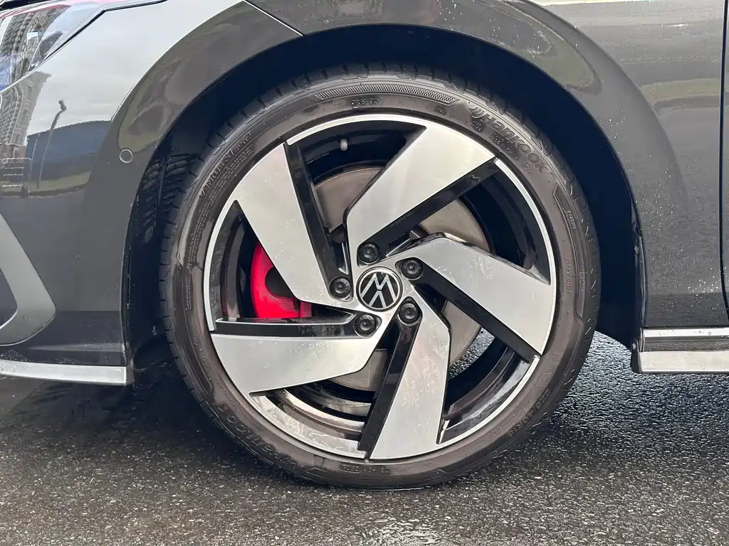Volkswagen Golf GTI — миниатюра 5