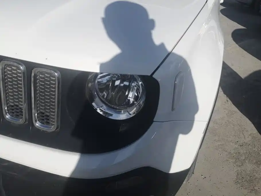 Jeep Renegade — миниатюра 5