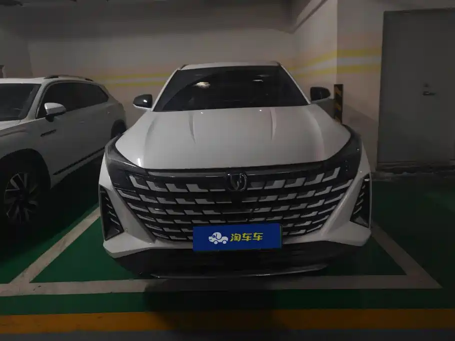 Changan UNI-Z New Energy — миниатюра 2