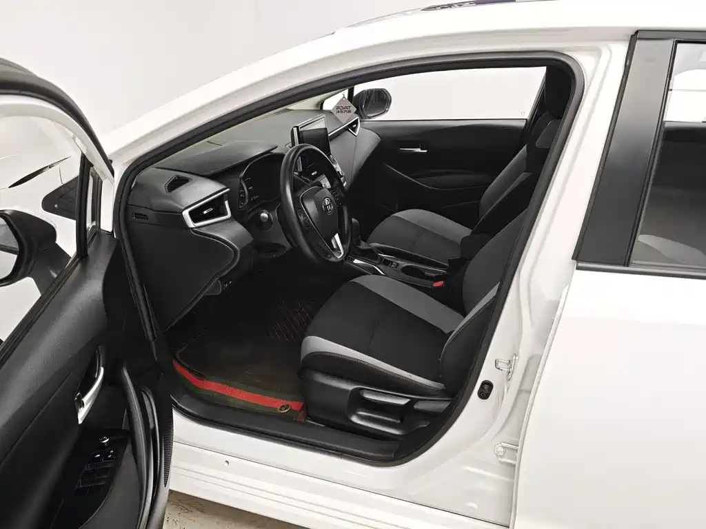 Toyota Corolla — миниатюра 13