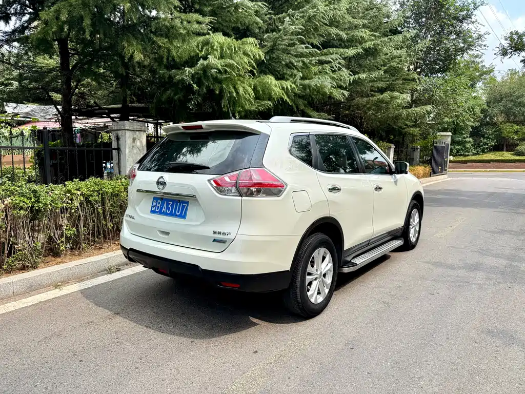 Nissan X-Trail — миниатюра 8