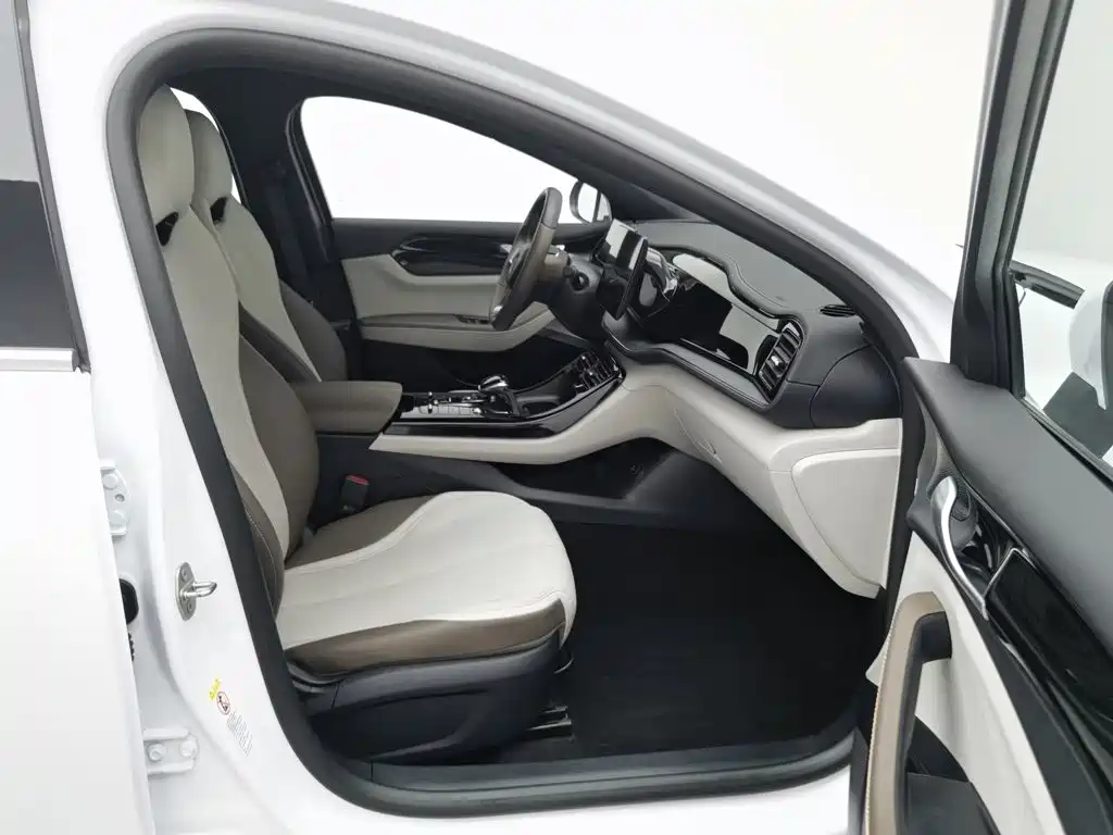 BYD Qin PLUS — миниатюра 23