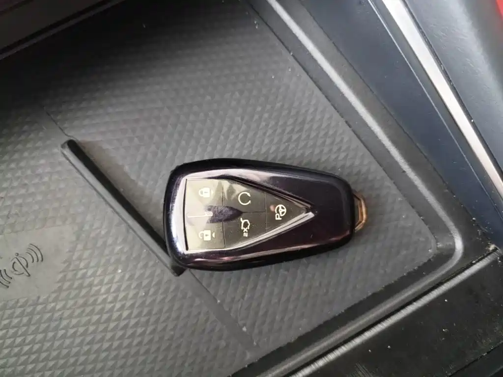 Changan UNI-T — миниатюра 9