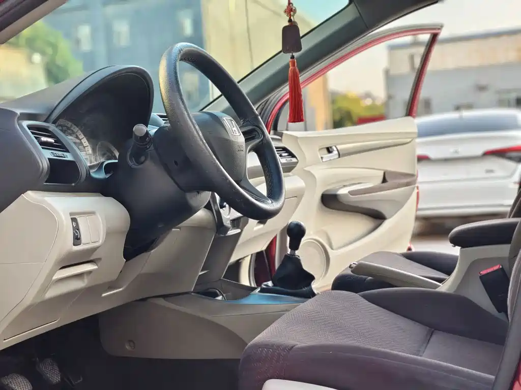 Honda City Classic — миниатюра 9