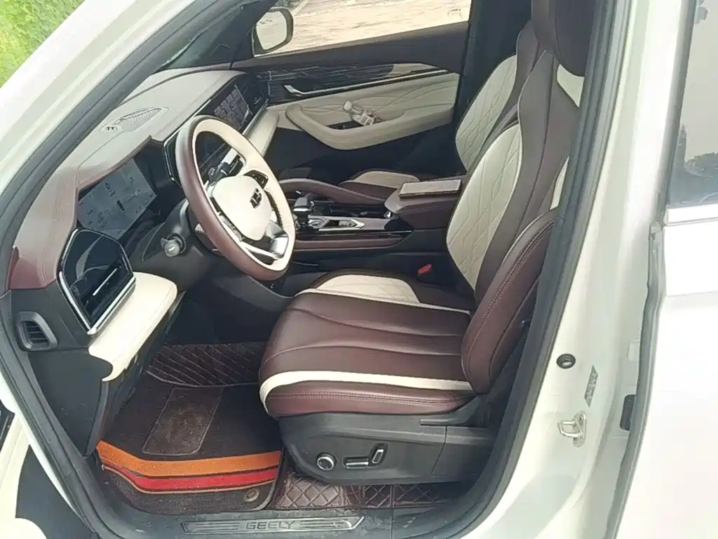 Geely Xingyue L — миниатюра 15