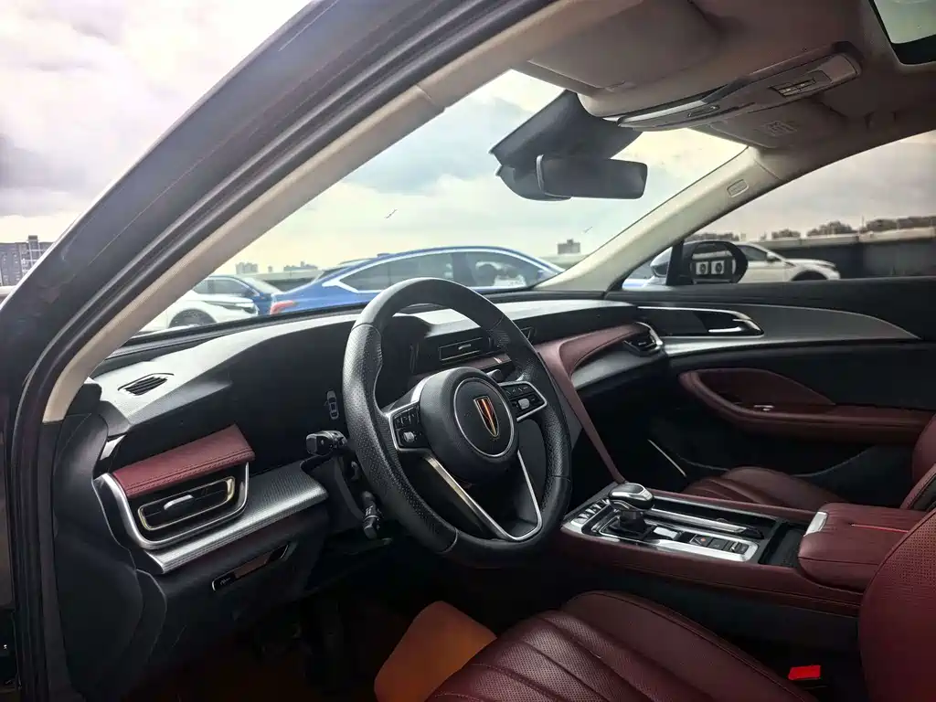 Hongqi Hongqi H5 — миниатюра 9