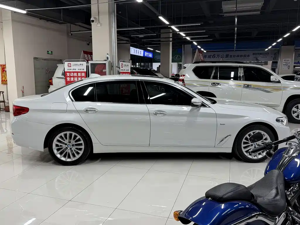 BMW 5 Series 5 2018 525Li Luxury