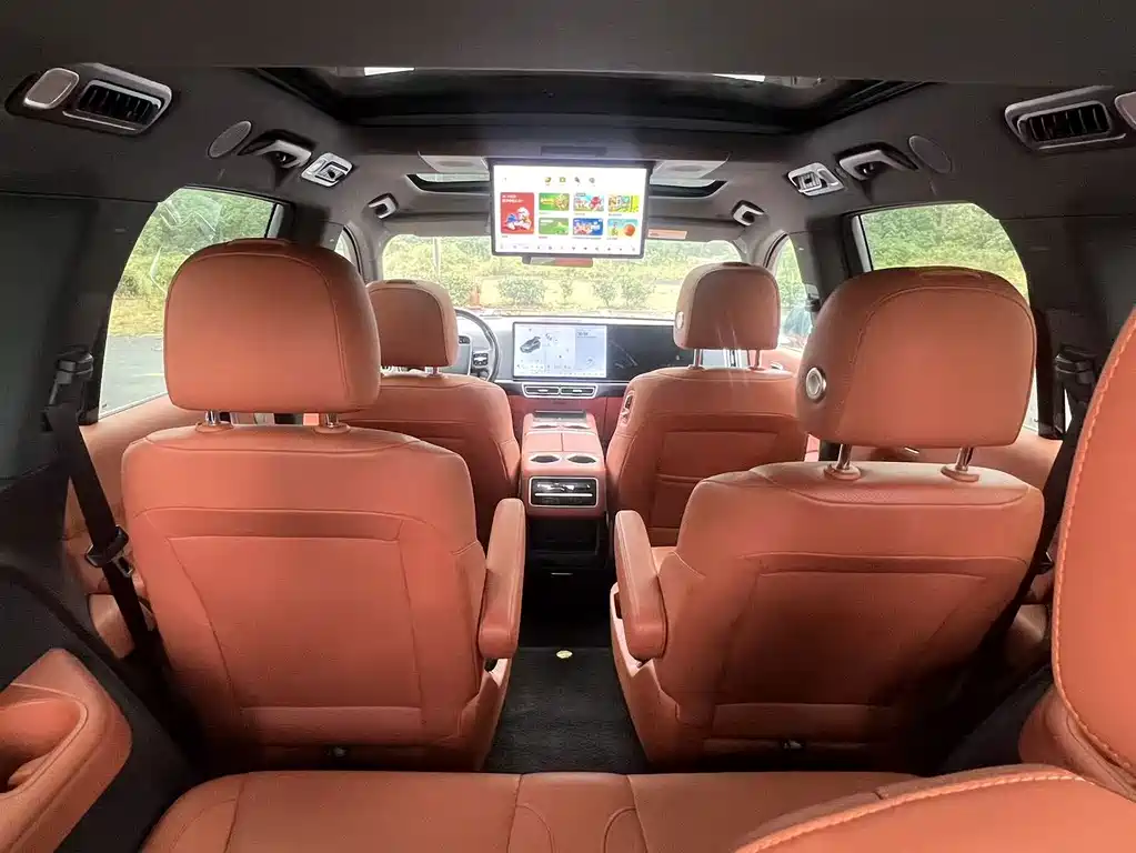 Li Auto Li L8 — миниатюра 12