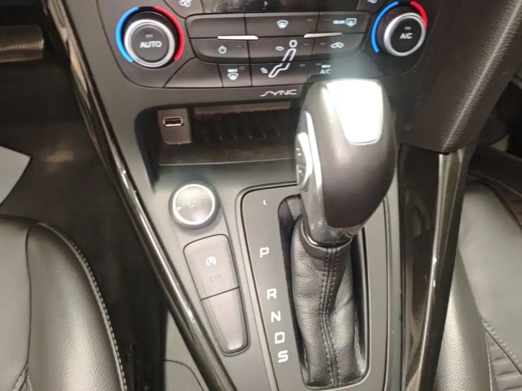Ford Focus — миниатюра 14