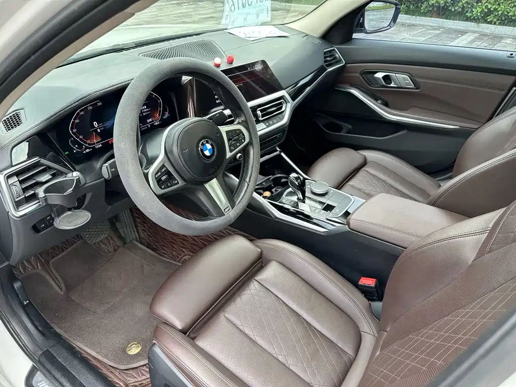 BMW 3 Series — миниатюра 4
