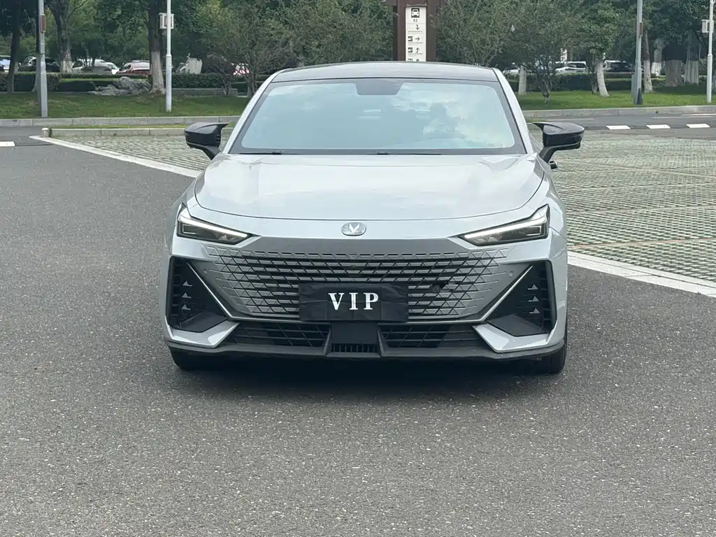 Changan UNI-V 2022 1.5T