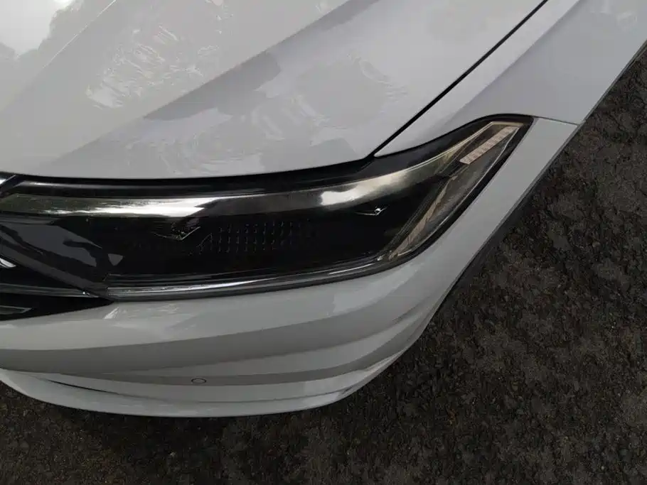Volkswagen Sagitar — миниатюра 5