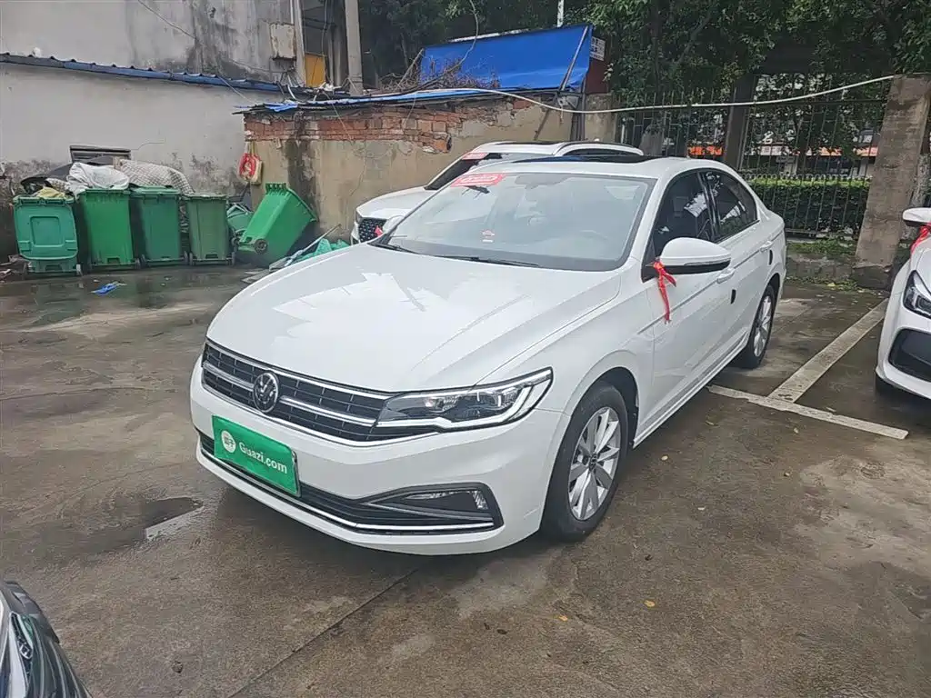 Volkswagen Bora 2021