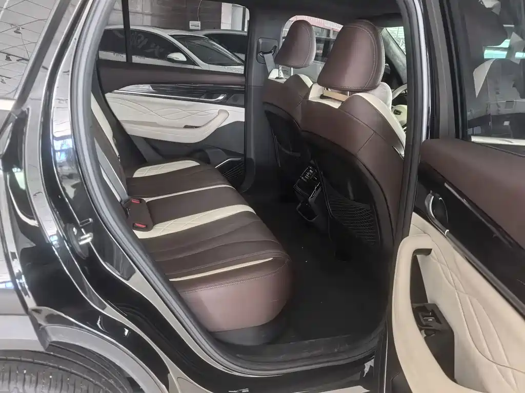 Geely Xingyue L — миниатюра 7