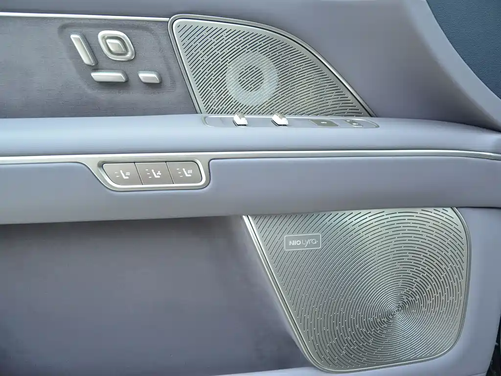 NIO ES8 2026 мест Executive Luxury