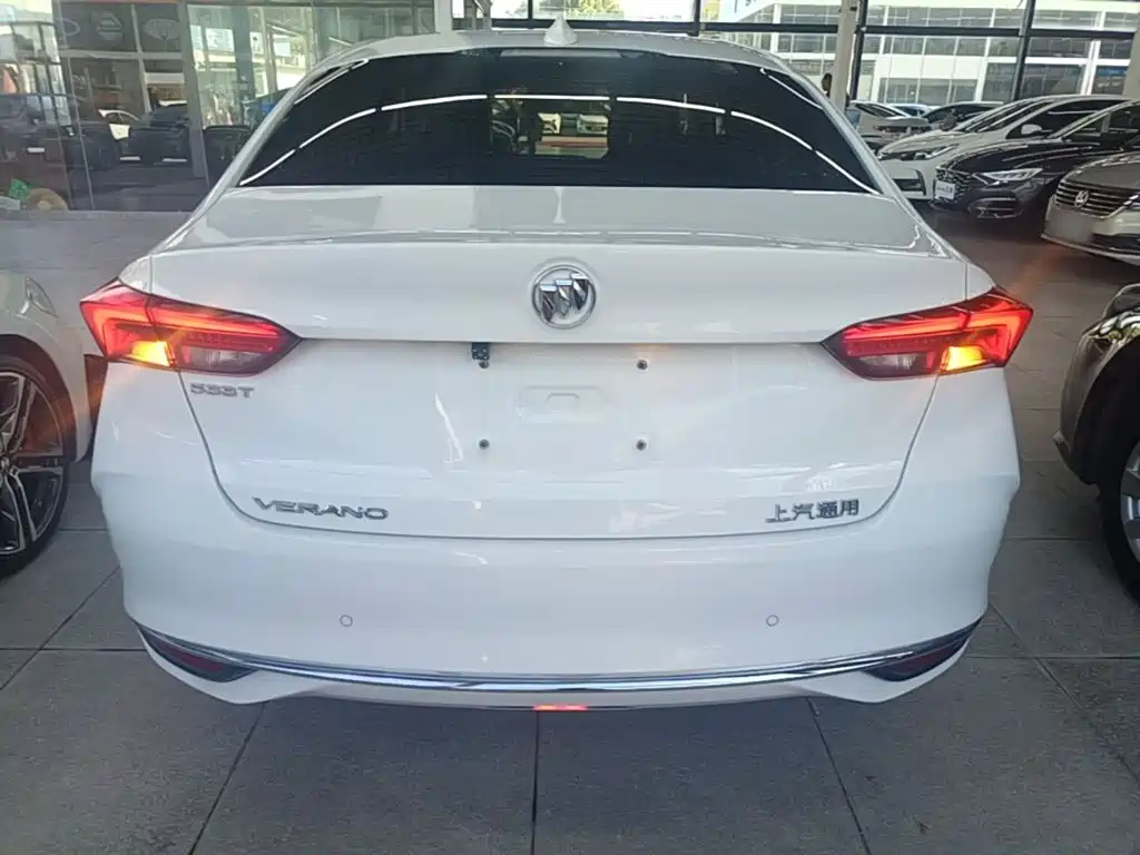 Buick Verano — миниатюра 6