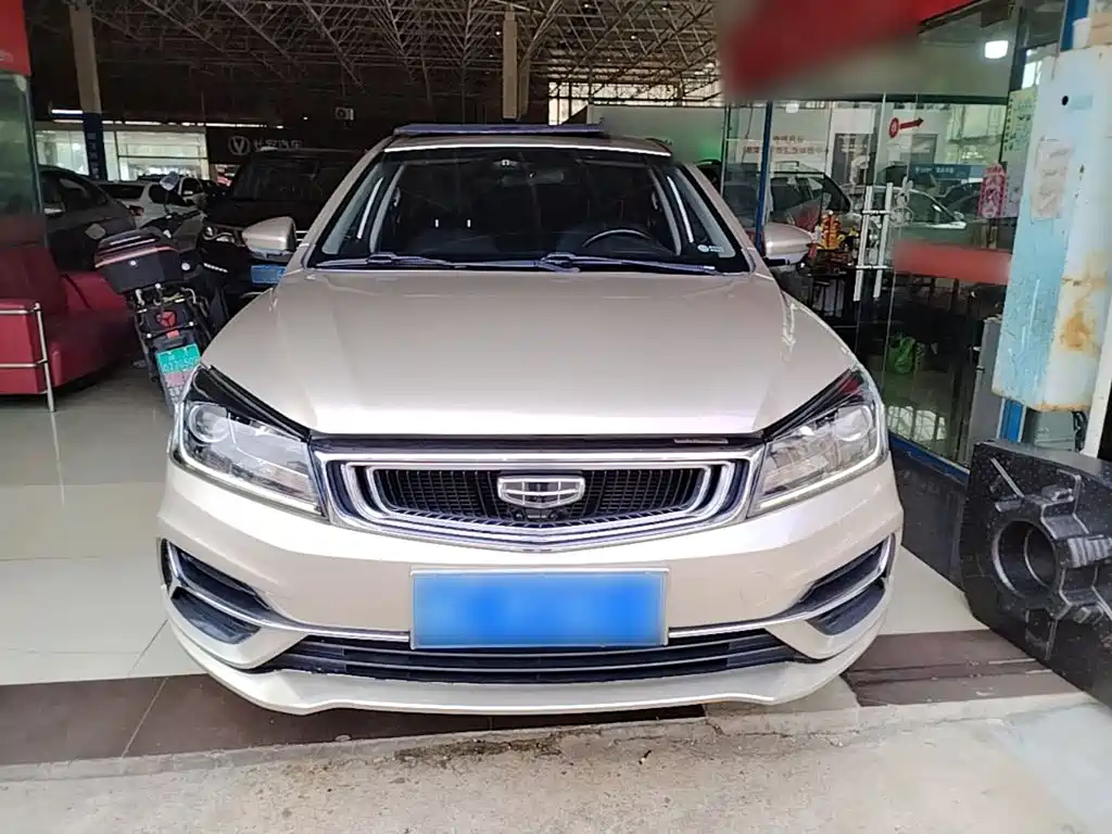 Geely Emgrand — миниатюра 3