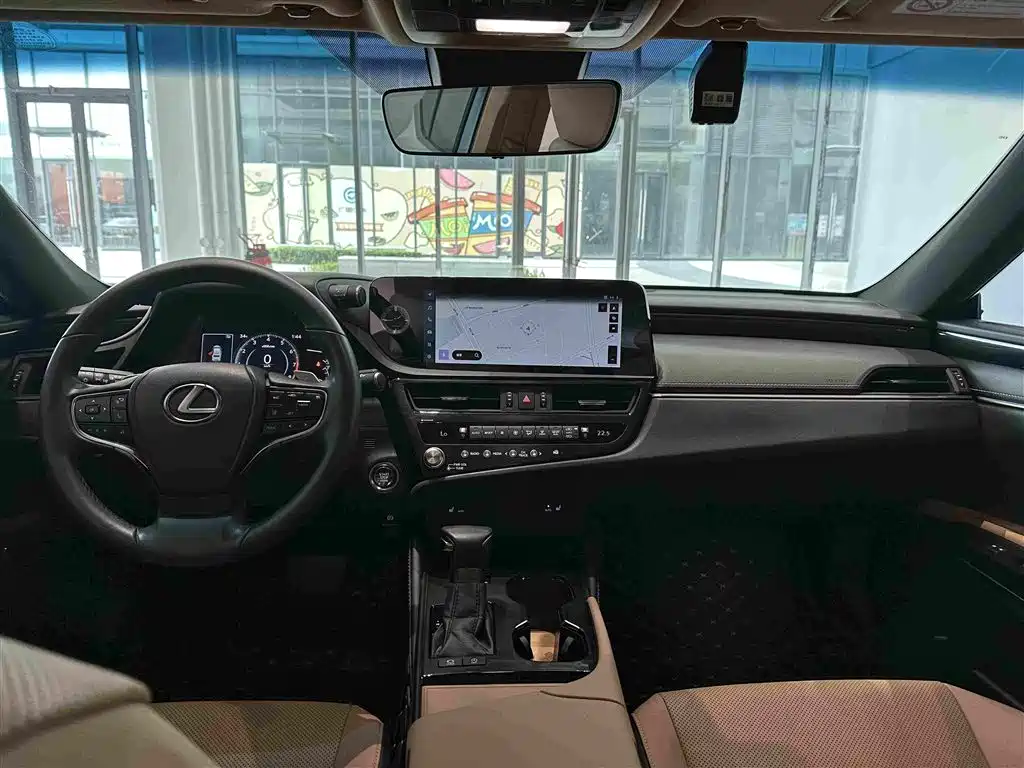 Lexus ES — миниатюра 10