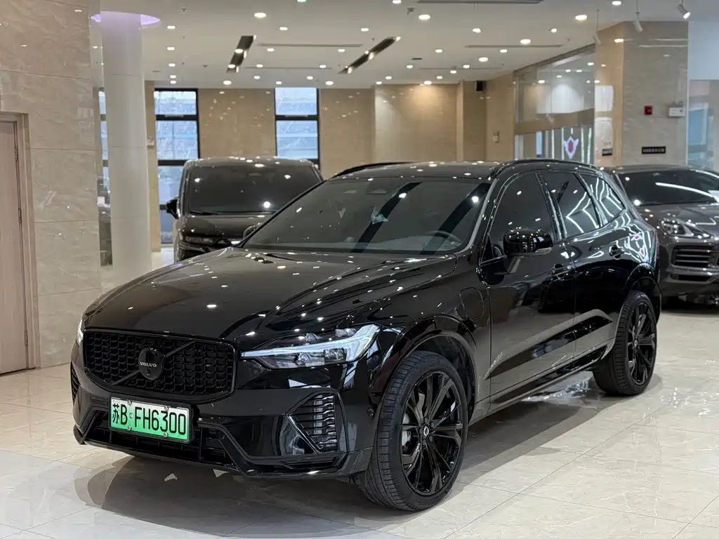 VOLVO XC60 PLUG IN HYBRID