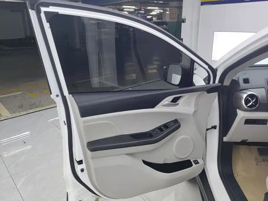 BYD Yuan Pro — миниатюра 7