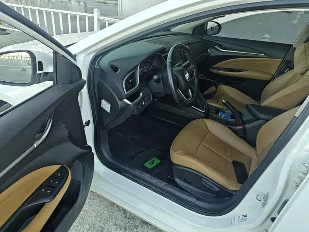 Buick Excelle — миниатюра 16