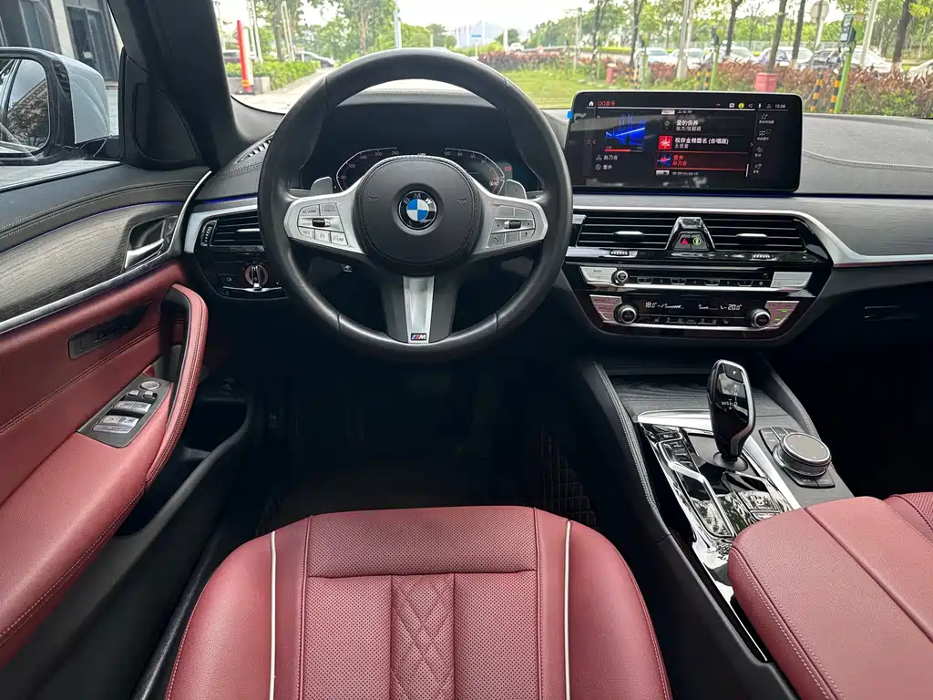 BMW 5 Series — миниатюра 6