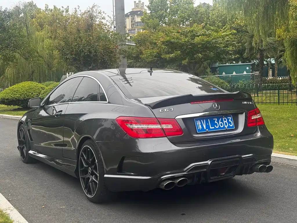 Mercedes-Benz E-Class (Import) — миниатюра 5