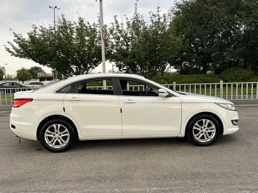 Bestune B50 — миниатюра 13
