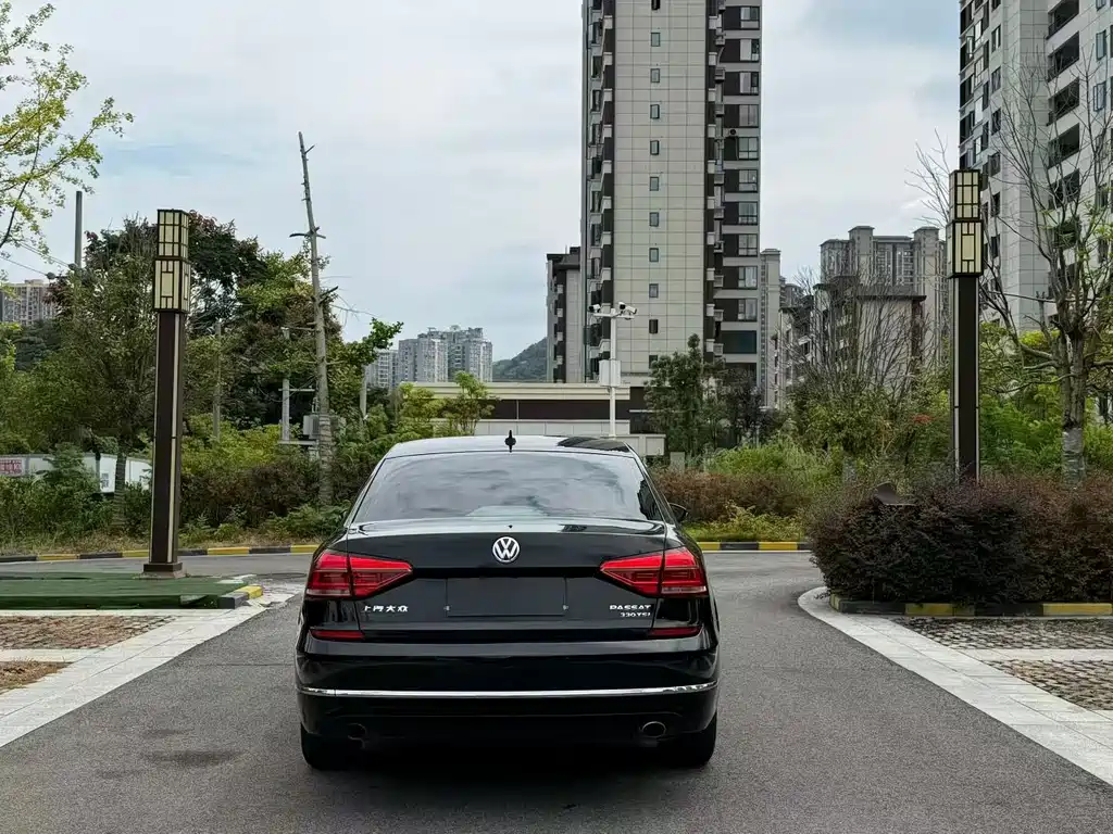 Volkswagen Passat — миниатюра 5
