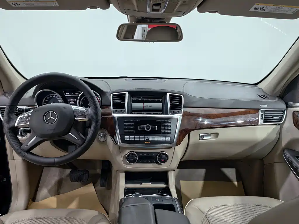 Mercedes-Benz GL-Class — миниатюра 5