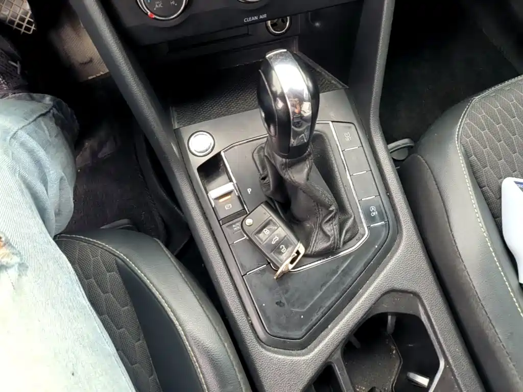 Volkswagen Tiguan L — миниатюра 14