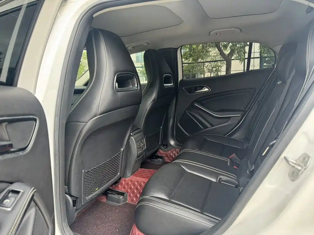 Mercedes-Benz GLA — миниатюра 19