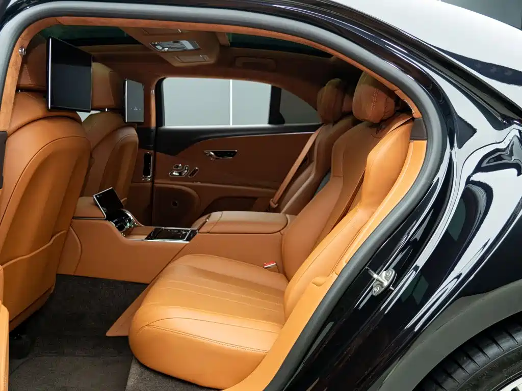 Bentley Flying Spur — миниатюра 10