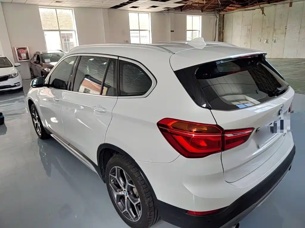BMW X1 — миниатюра 5