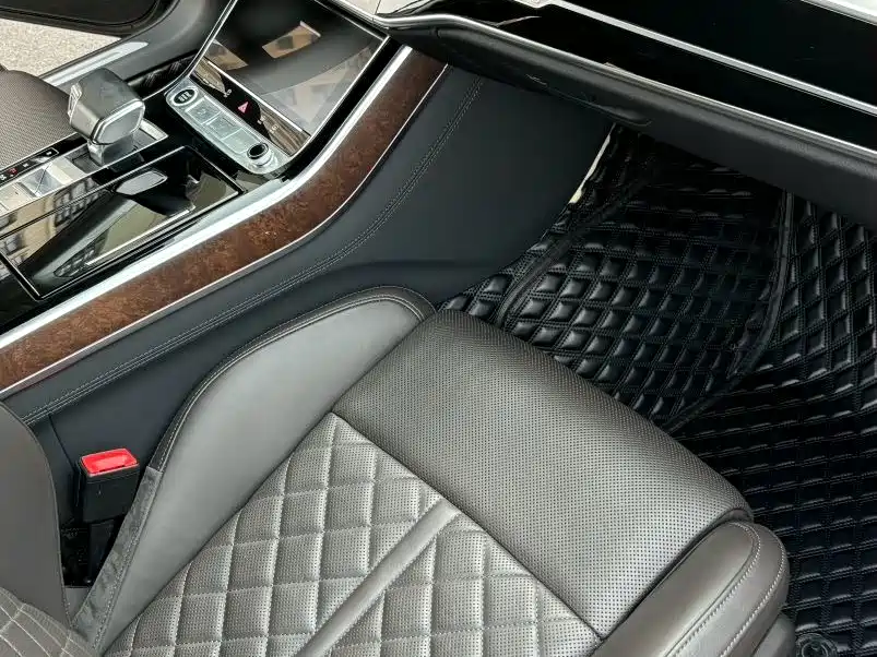 Audi A8 — миниатюра 6