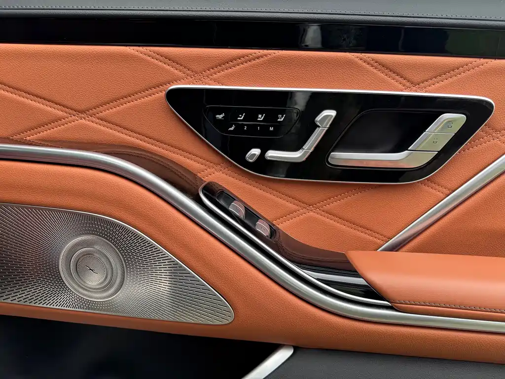 Mercedes-Benz S-Class — миниатюра 9