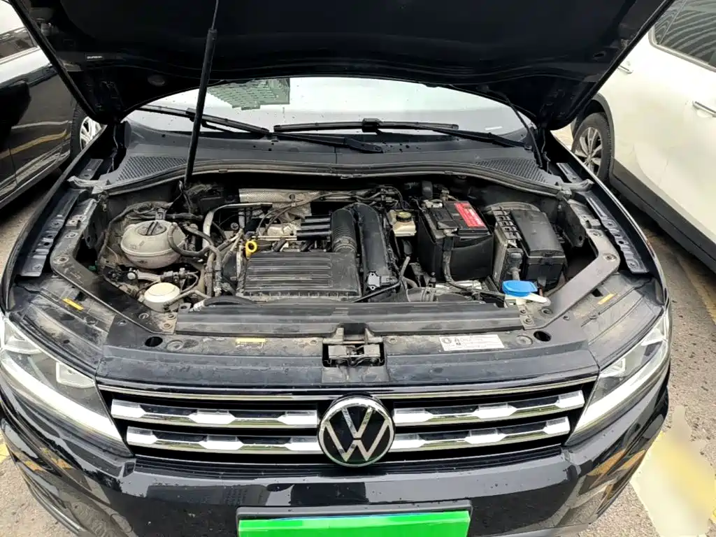 Volkswagen Tiguan L — миниатюра 20