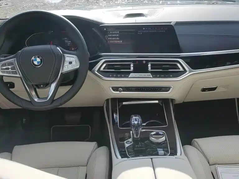 BMW X7 — миниатюра 5