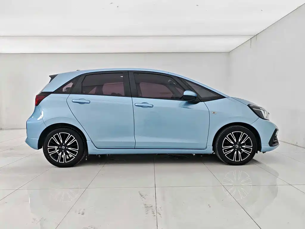 Honda Fit — миниатюра 6