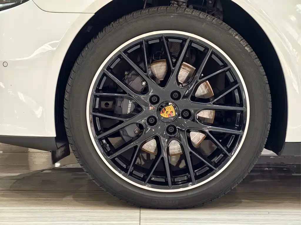 Porsche Panamera — миниатюра 21
