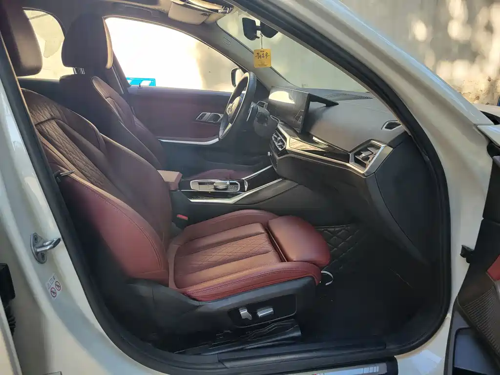 BMW 3 Series — миниатюра 18