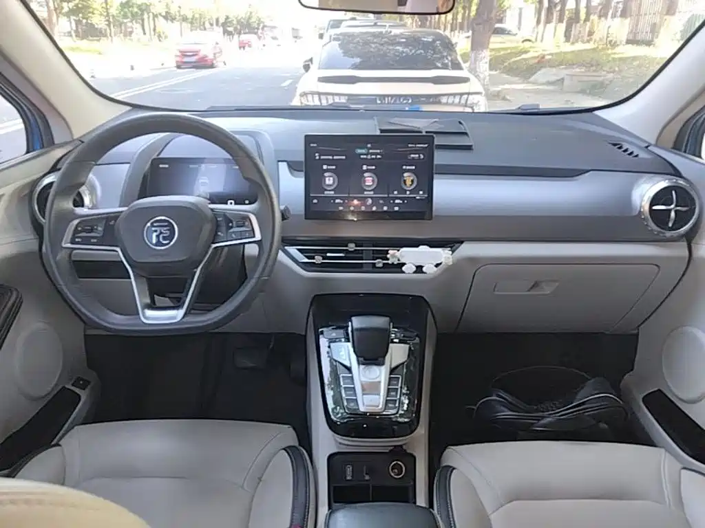 BYD Yuan Pro — миниатюра 10