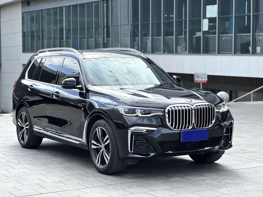 BMW X7 2020 xDrive40i Premium Luxury