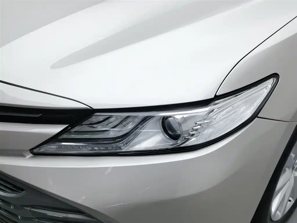 Toyota Camry 2018 2.0G Luxury