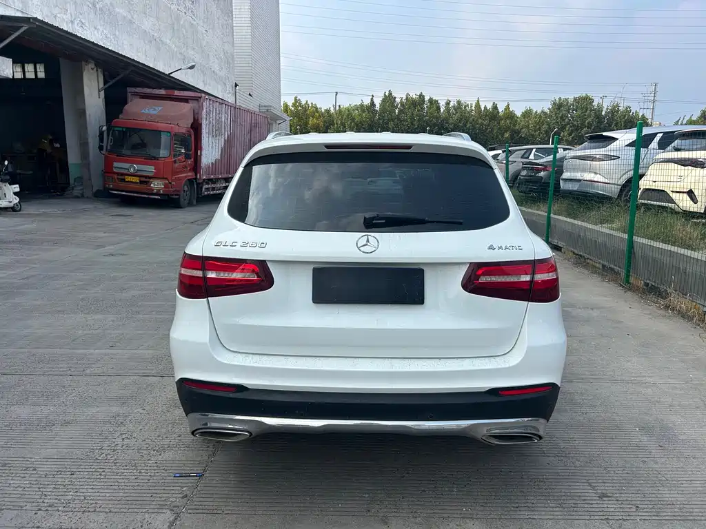 Mercedes-Benz GLC — миниатюра 12